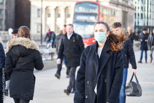 Canvas Print Young Woman Wearing Face Mask