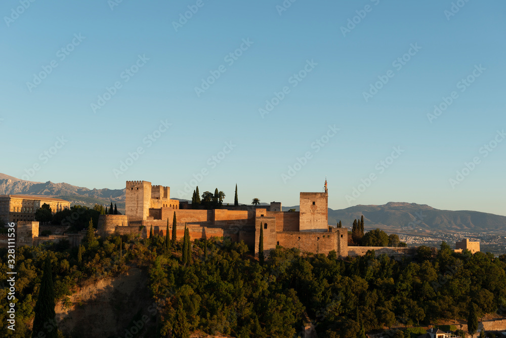 Granada, España - 17 de agosto de 2019: Alhambra de Granada