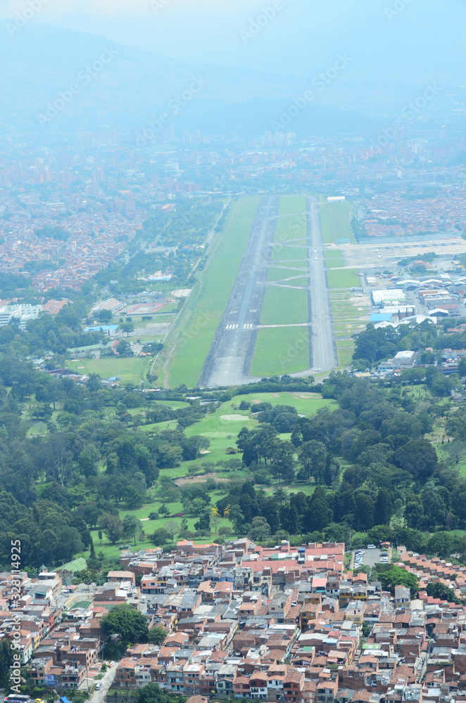 Panoramic from the air landing at Olaya Herrera airport - Medellin