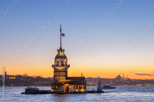 Maiden's Tower in istanbul, Kiz kulesi