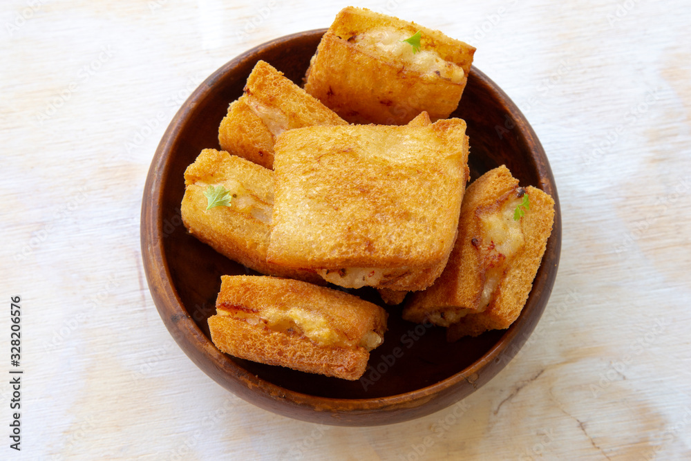 Crispy Chinese Shrimp Toast