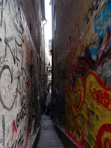 Narrow alley way in Stockholm  © KurtErik