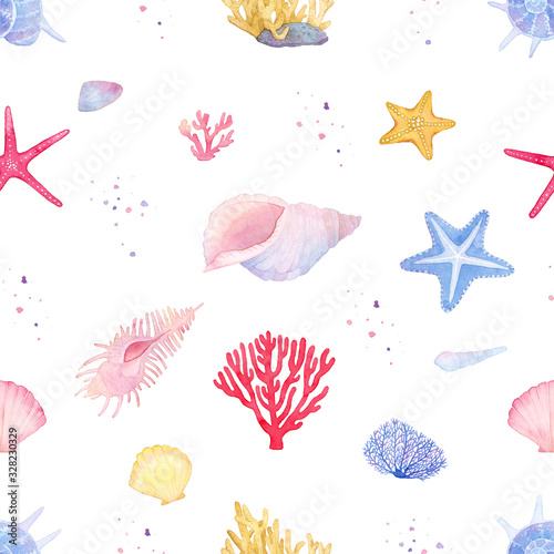 Watercolor seamless pattern with under the sea life objects - seashells and starfish, corals.