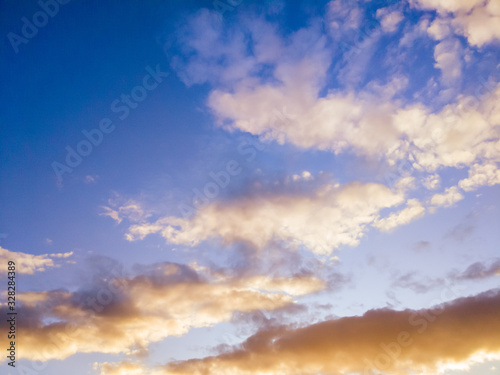 Wolkenhimmel am Abend © marcus_hofmann