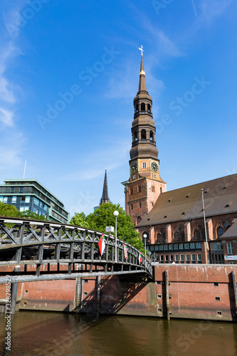 Hauptkirche St. Katharinen, Hamburg, Deutschland photo