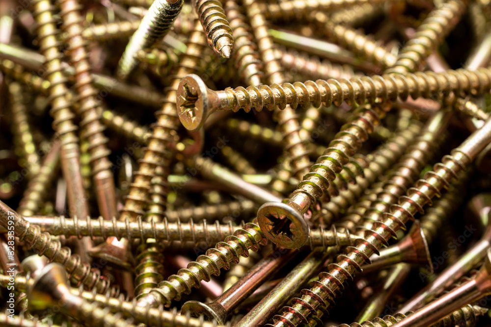 Hardened wood screws used in carpentry and handicrafts for industrial and household. Hardened wood screws used in carpentry and handicrafts for industrial and household.