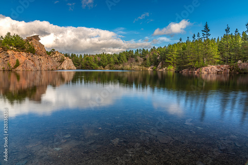 Fotografija The disused Carrigfoyle quarry in Barntown, County Wexford, is a popular scenic spot amongst locals