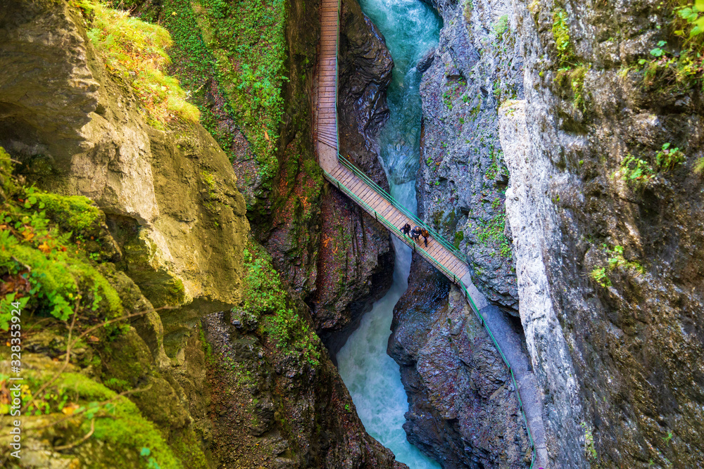 Fototapeta premium Breitachklamm - Walsertal - Allgäu - Brücke 