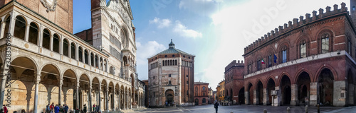 Cuadro en lienzo Comune Square in Cremona
