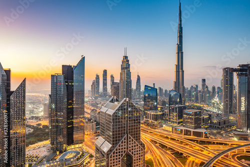 Stampa su tela sunrise over Dubai Downtown skyline