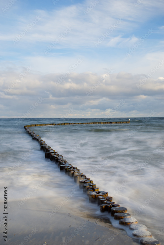 Fototapeta premium Buhne Langzeitbelichtung