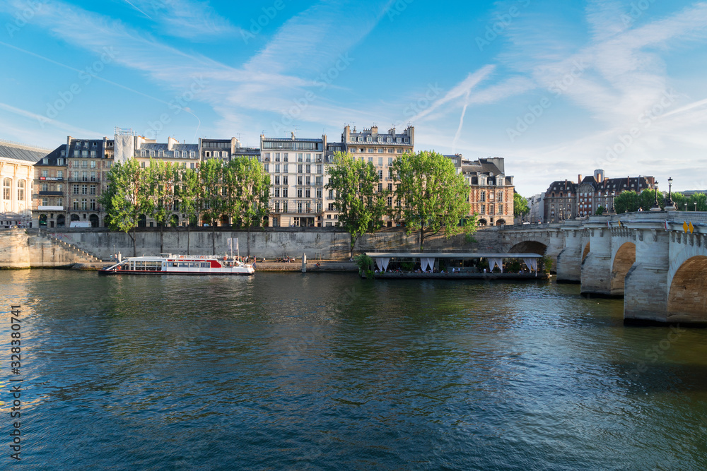 Obraz premium Pont des Arts, Paris, France