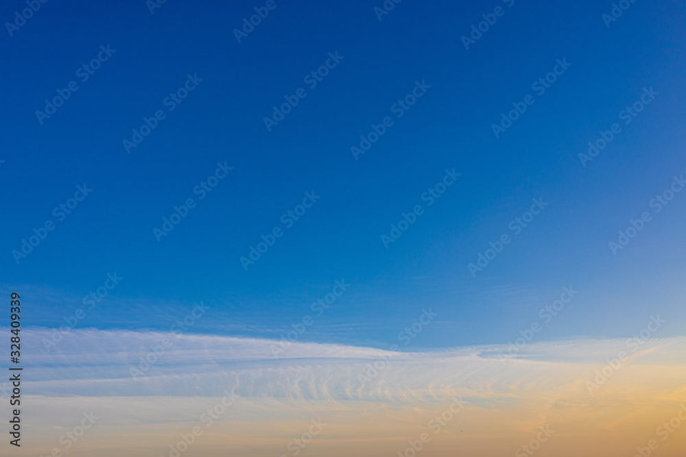 cloud NUBES CIELO ZUL..