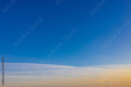 Obraz na płótnie cloud NUBES CIELO ZUL.. w salonie