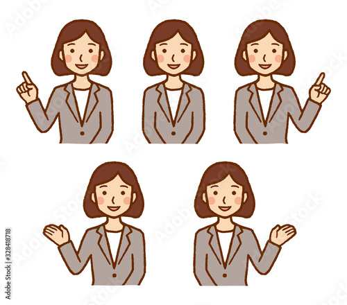 スーツの女性　上半身
