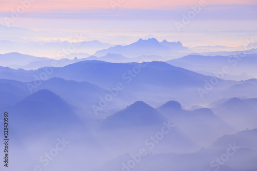 Mountain range in the morning Have beautiful light