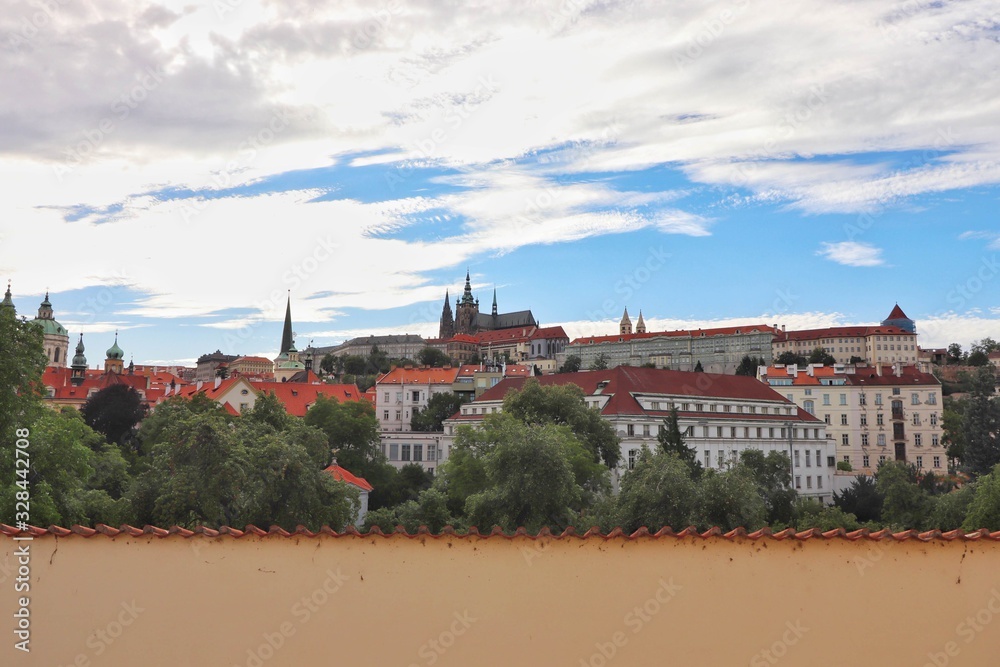 Obraz premium Prague castle looking out of the window