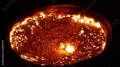 darvaza gas grater door to hell in Turkmenistan