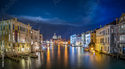 Venise la nuit © alain