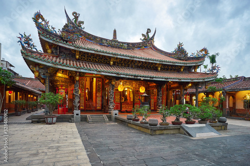 Dalongdong Baoan Temple in Taipei photo