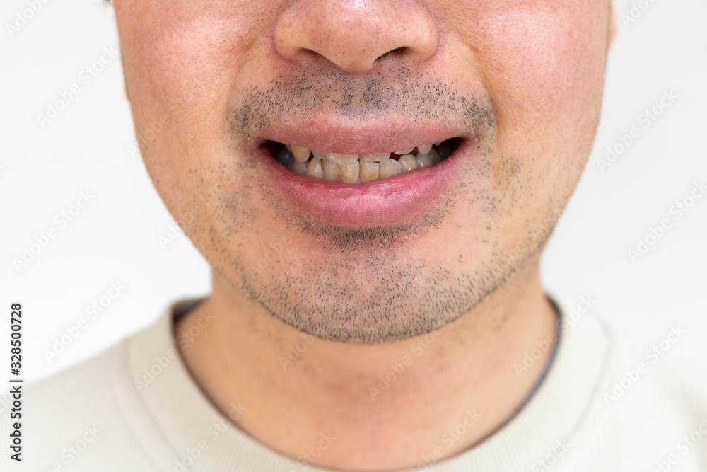 Obraz premium 無精ひげの男の口元