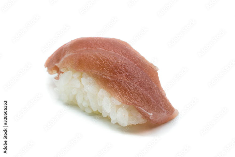 Nigiri sushi auf einem weißen Hintergrund Nigiri sushi auf einem weißen Hintergrund