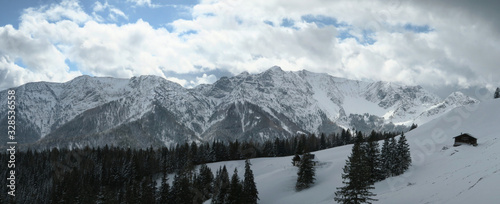Winterpanorama auf Sonwendjoch und Co