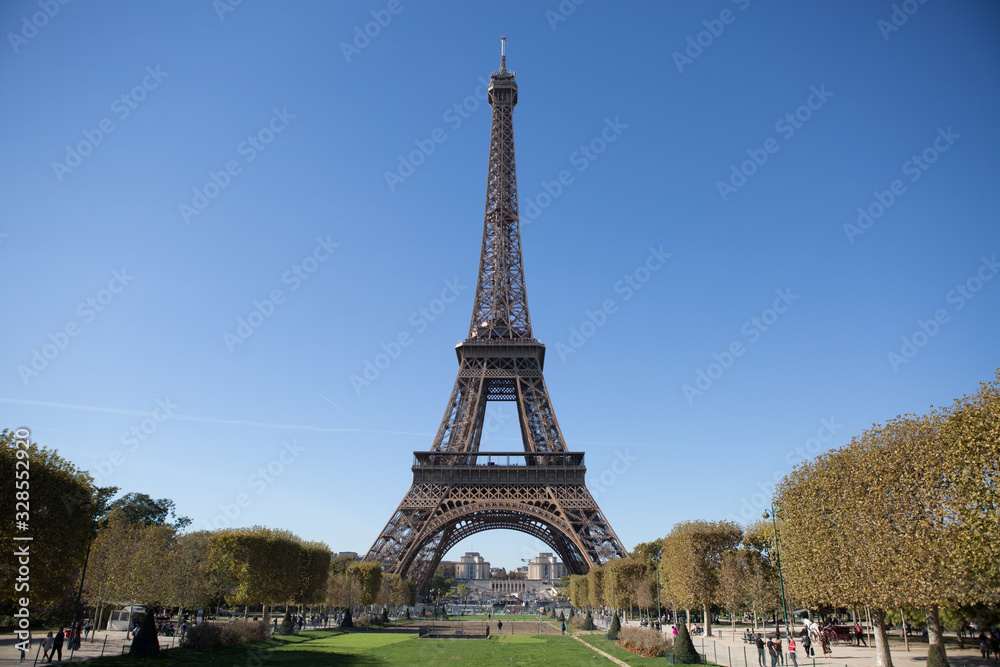 Fototapeta premium Eiffel Tower