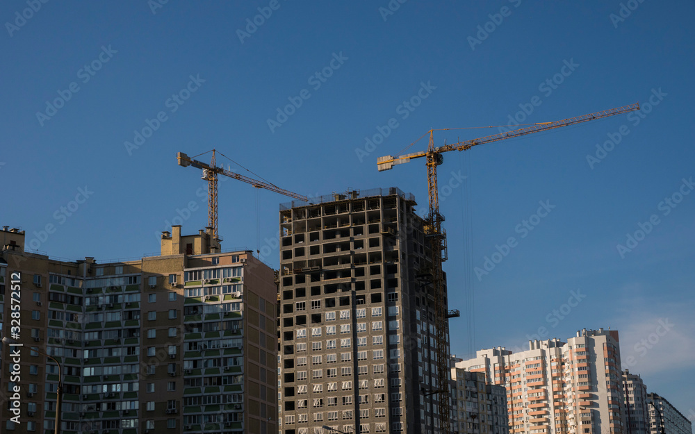 Fototapeta premium house under construction in the city