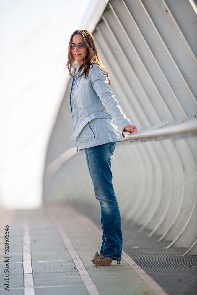 RITRATTO SUL PONTE RITRATTO SUL PONTE