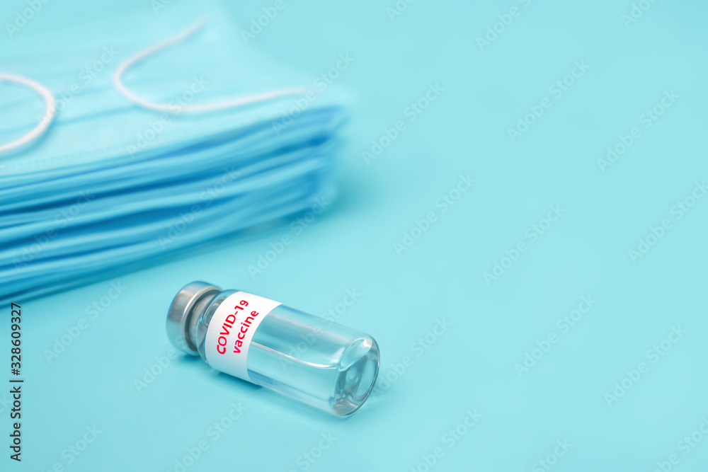 Naklejka premium Oxygen masks with vaccine. Vaccine and oxygen masks. Prevention, immunization and treatment from corona virus infection novel coronavirus disease 2019,COVID-19, nCoV 2019. Medicine infectious concept