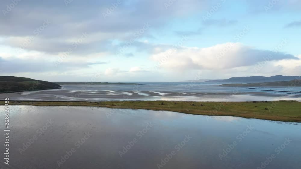 The paradisiac coast between Lettermacaward and Portnoo in County Donegal - Ireland. The paradisiac coast between Lettermacaward and Portnoo in County Donegal - Ireland.