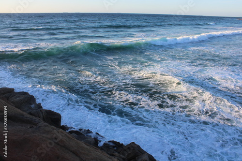 waves on the beach © Abdo