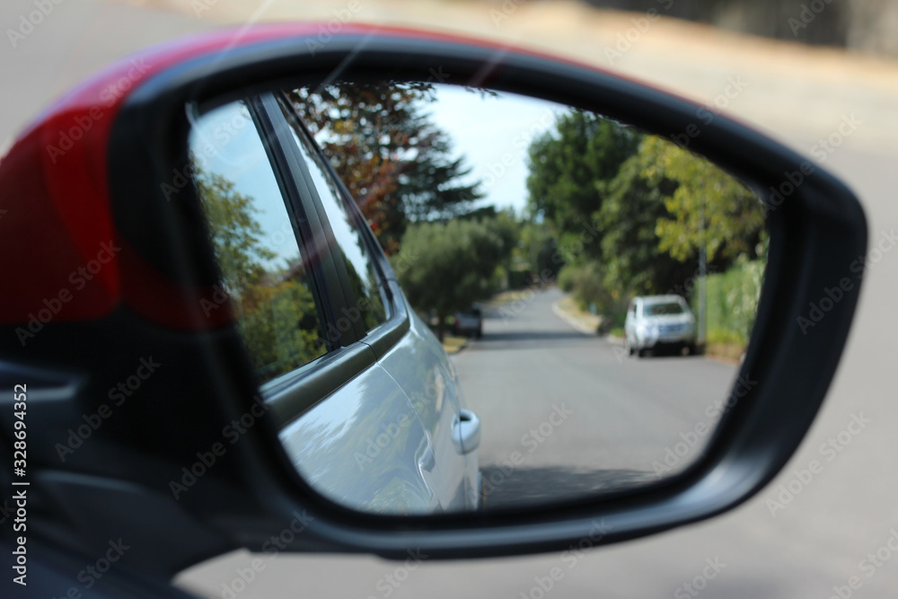 Vehicle rear view mirror