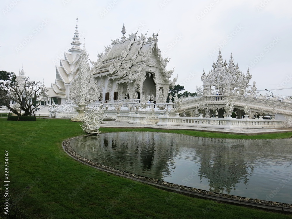 the white temple in thailand