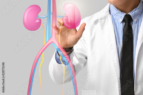 Male urologist using virtua...