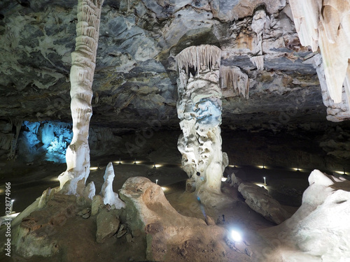 Cango Caves - Tropfsteinhöhlen in Südafrika  photo