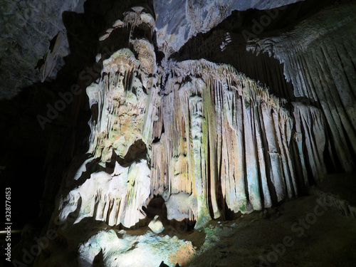 Cango Caves - Tropfsteinhöhlen in Südafrika  photo