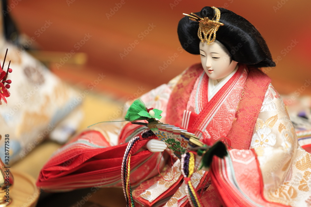 雛人形 (女雛)