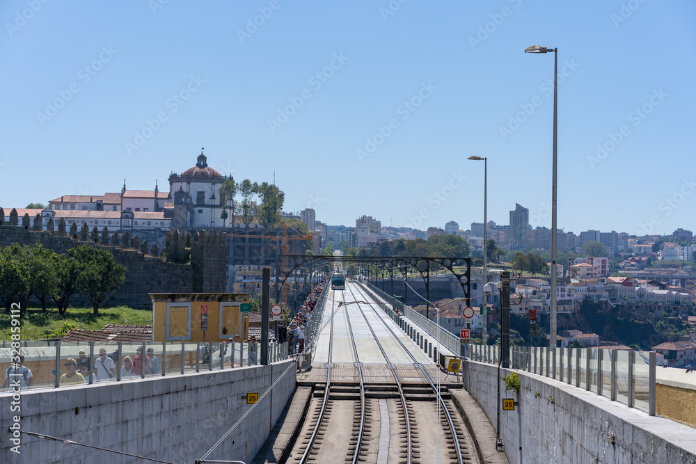 Fototapeta premium Subway railway tracks and electric cables on the superior deck of the Dom Luis I bridge
