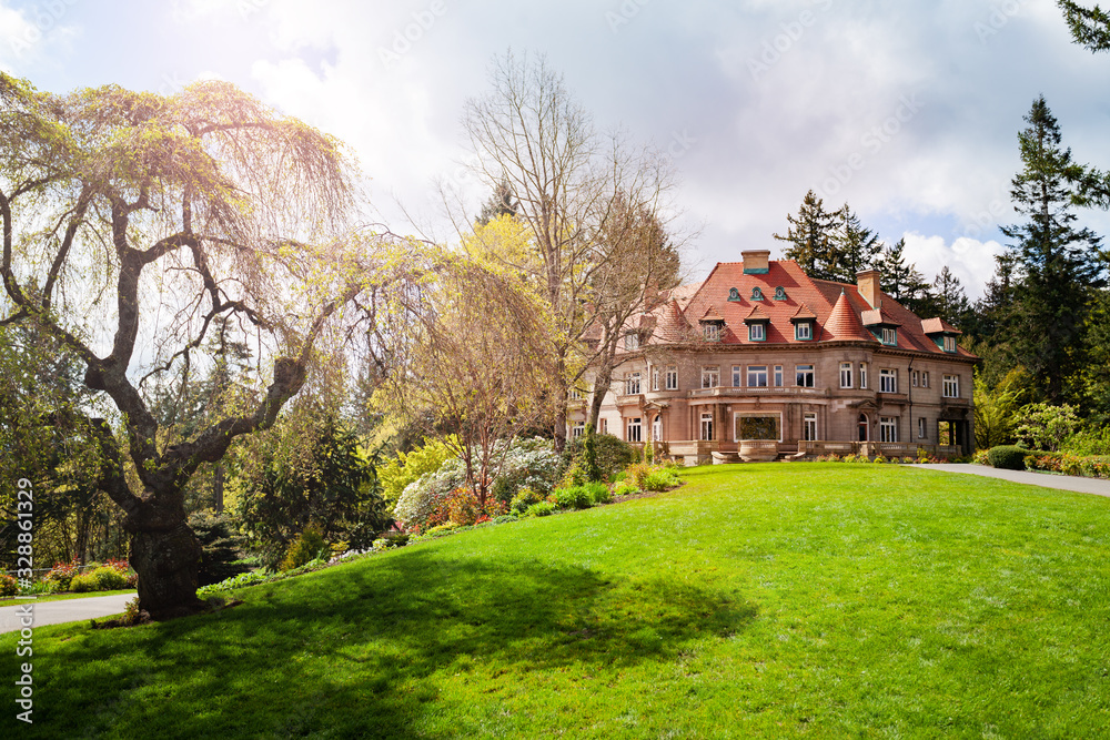 Lawn and building of Pittock Mansion museum, Portland, Oregon,a USA