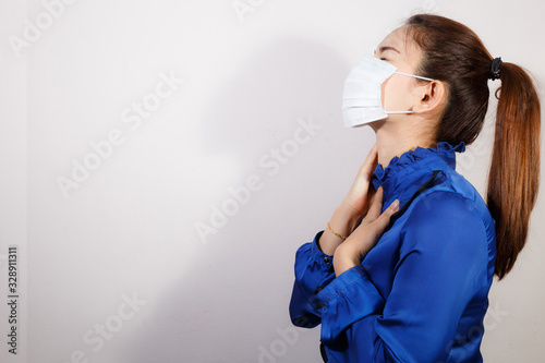 Woman wearing face mask protect filter pm2.5 anti pollution. photo