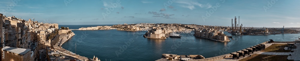 3 Cities panorama from La Valletta, Malta