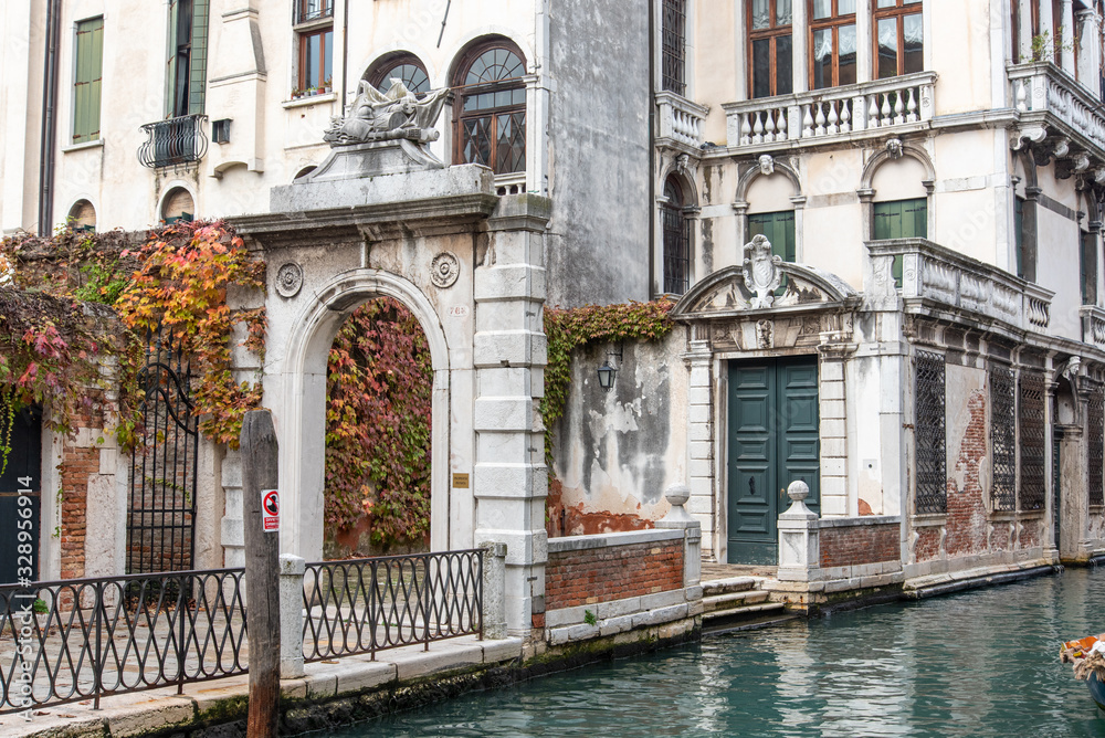 Naklejka premium Entrance of an old baroque Palace in Dorsoduro Quarter, Venice/Italy