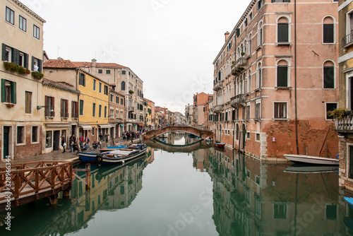 Fototapeta Naklejka Na Ścianę i Meble -  Rio della Misericordia in Cannaregio District, Venice/Italy