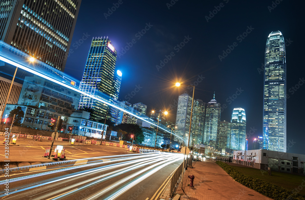 Fototapeta premium Night traffic and skyline of Hong Kong city