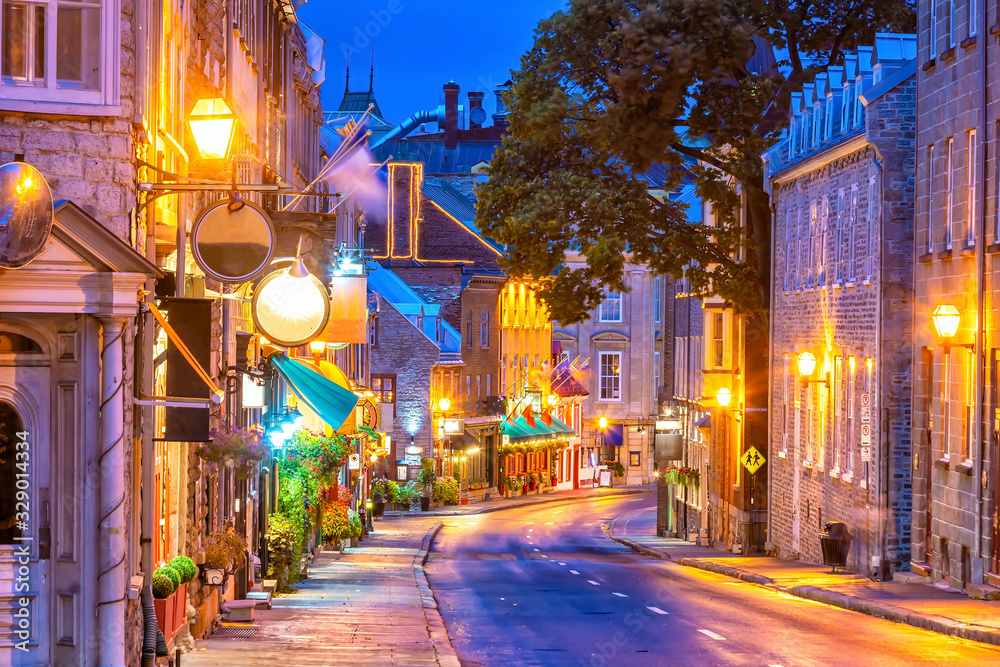 Obraz premium Old town area in Quebec city, Canada