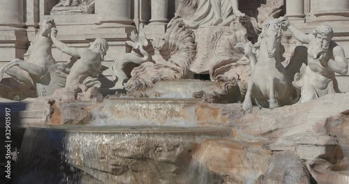 Rome (Italy) - 4k real time video famous Trevi Fountain waterfall particolar photo