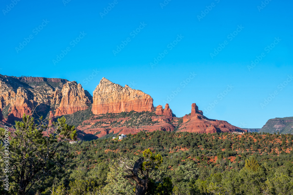 Naklejka premium Red-Rock Buttes landscape in Sedona, Arizona