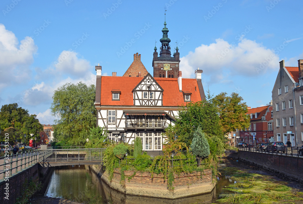 Fototapeta premium Kanal Raduni in Gdansk, Poland